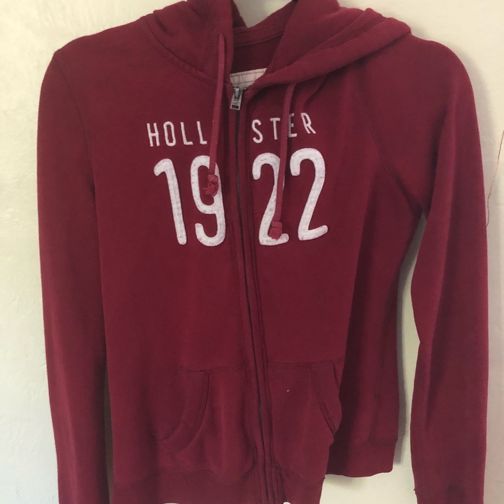 Hollister zip up size small